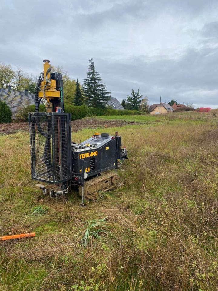 Machine pour les travaux d'étude géotechnique Île-de-France